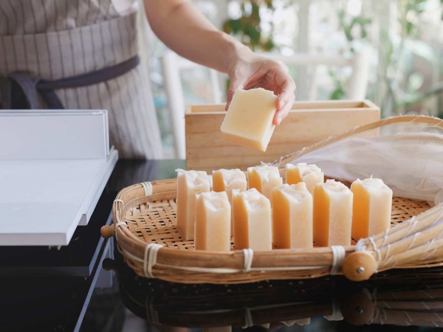 Cómo hacer jabón casero con aceite usado - ALDI