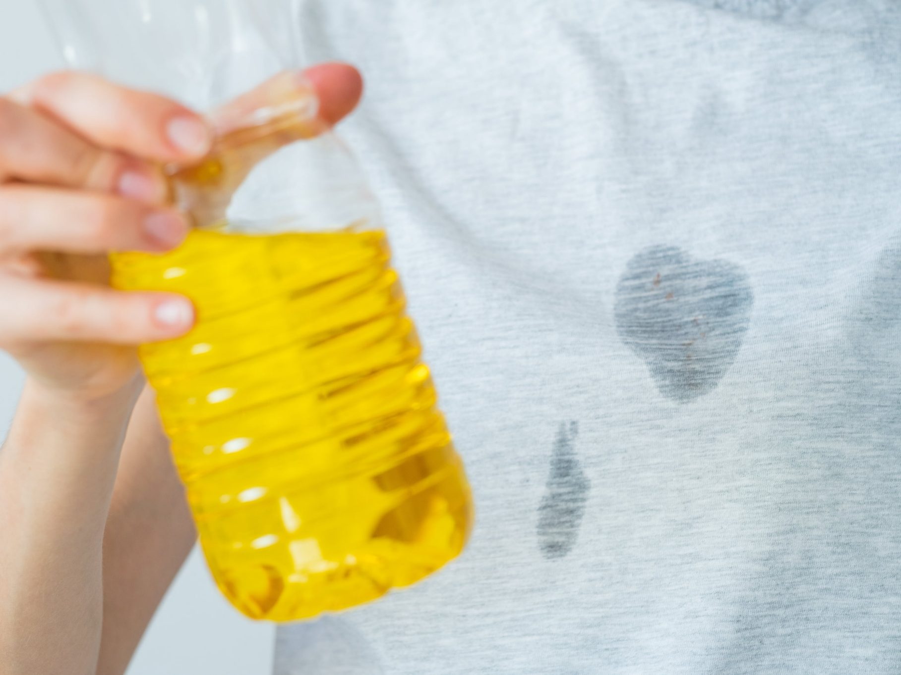 Cómo quitar manchas de aceite de la ropa ALDI